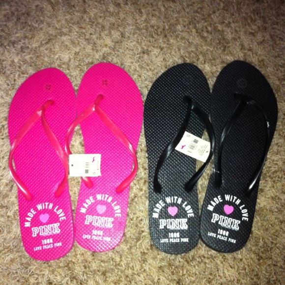 Victoria's Secret flip flops
