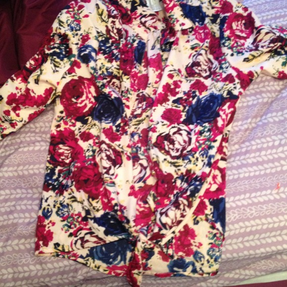 Charlotte Russe tie up shirt (TRADED)