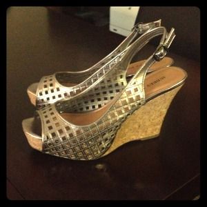 NWOT Audrey Brooke Wedges