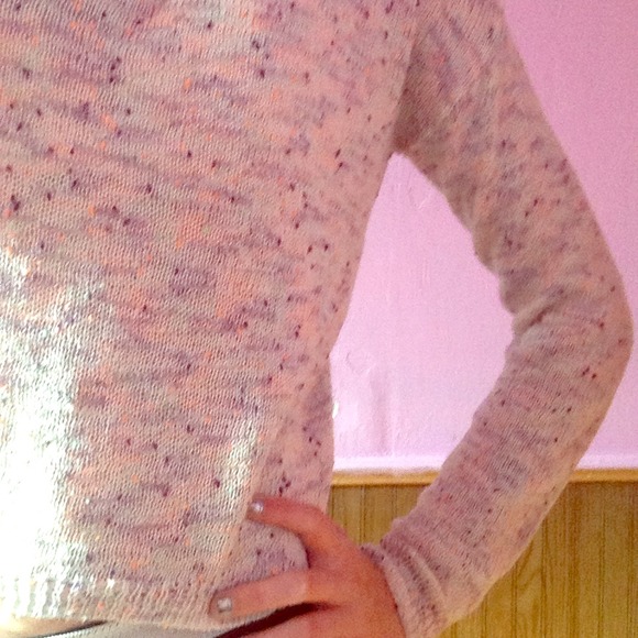 TRADED ✋ Sweater crop top