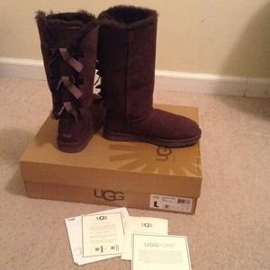 UGG bailey bow tall boots size 6