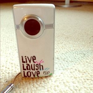 Flip ultra HD