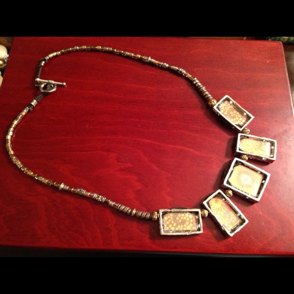 Mini frame necklace - Picture 3 of 4