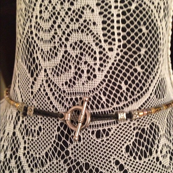 Mini frame necklace - Picture 4 of 4