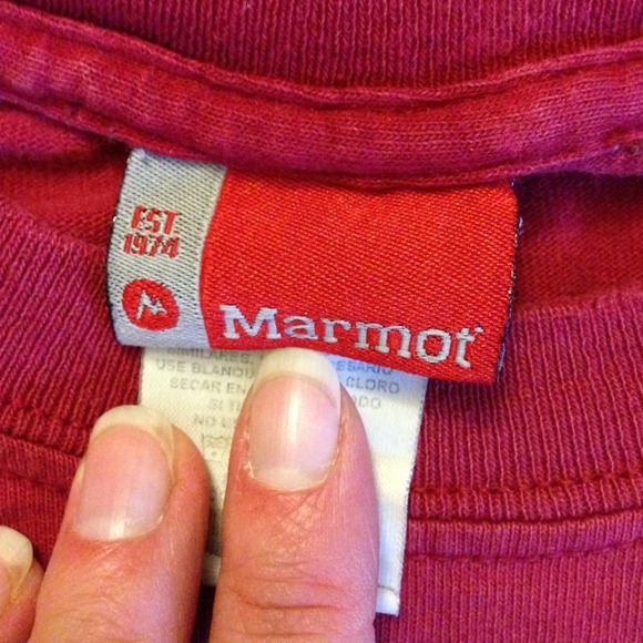 Donated! Red Marmot T-Shirt - Picture 3 of 3