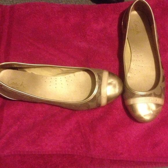 Coach Flats