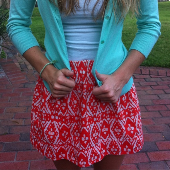 New J.Crew red printed skirt