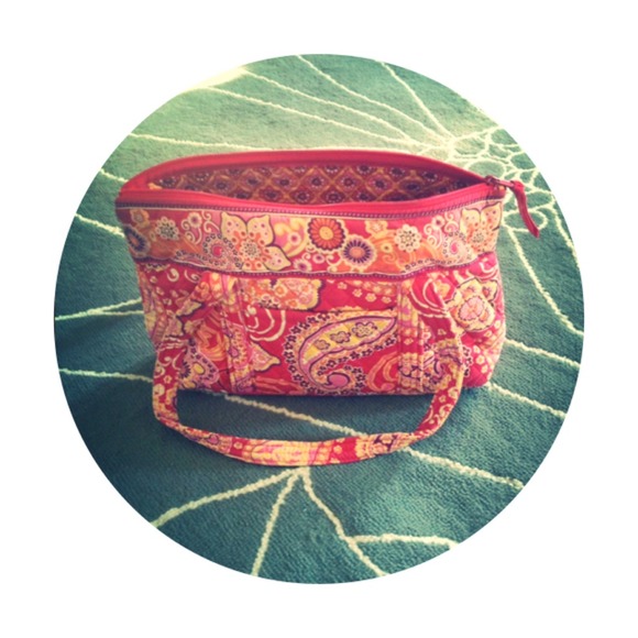 ✋ON HOLD for maddison_3312 ✋ Vera Bradley purse
