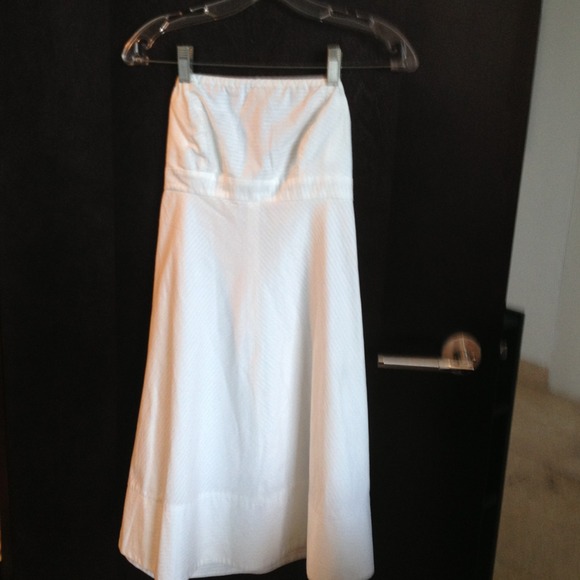 Gap strapless white dress