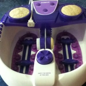 Conair water-jet foot spa / pedicure station