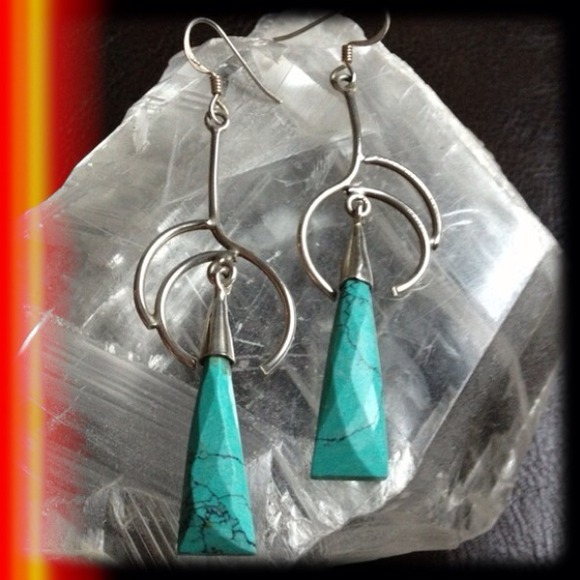Jewelry - ⬇️2/16 Abstract sterling silver earrings