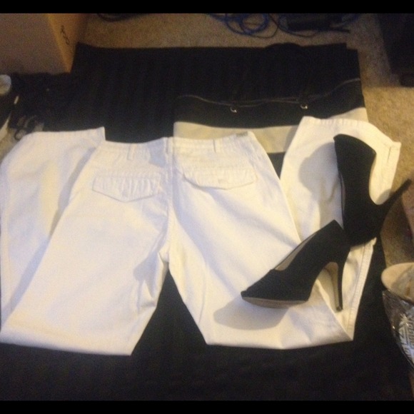 🔱Abercrombie & Fitch Pants Great Condition SZ 4🔱 - Picture 2 of 2