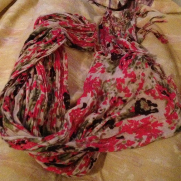 Pink, green and dark brown scarf