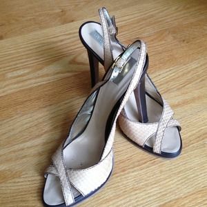 Roberto  Cavalli snakeskin like beige pumps