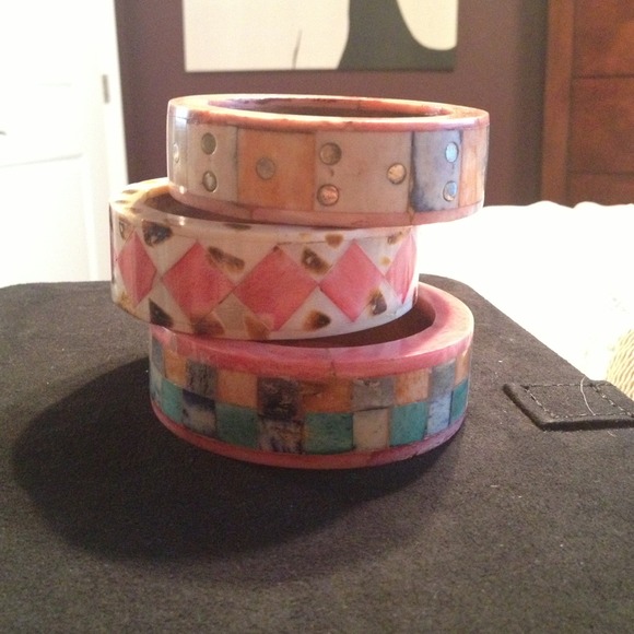 🔴SOLD🔴 Chunky Bangles (set of 3) - Picture 1 of 2