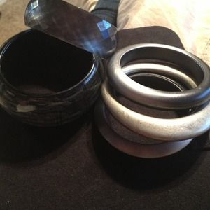 Silver/grey Bangles (set of 5)