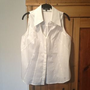 Ellen Tracy sleeves crisp white blouse