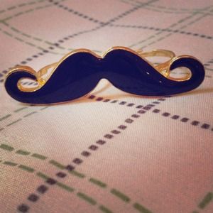 ⚡️SALE⚡️Mr. Mustache Ring