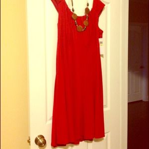 **SOLD IN BUNDLE**NWT Red dress. Size 18w
