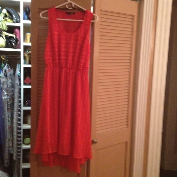 Coral dress size med