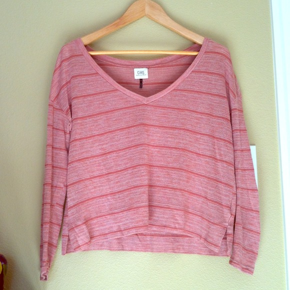 Cute Long Sleeve Loose- Fitting Top