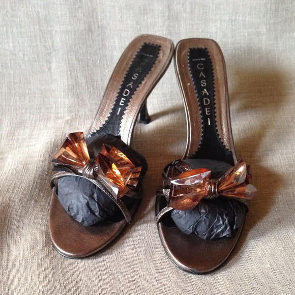 {CASADEI Bold Baubles} Mules - Foot Candy - 8 - Picture 2 of 4