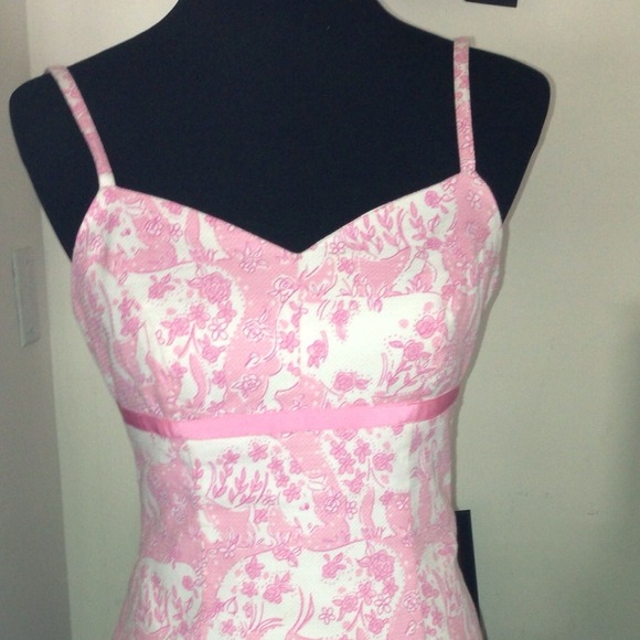 Lily Pulitzer - Picture 3 of 3