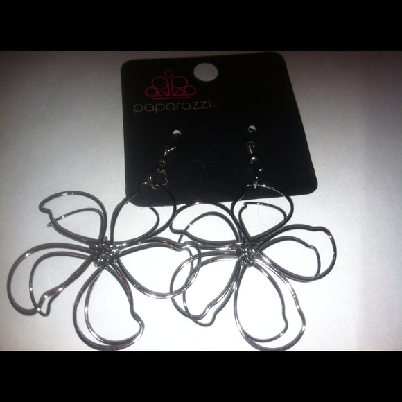 Large metal flower earrings