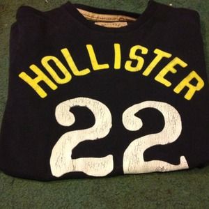 Men's Hollister Tee!