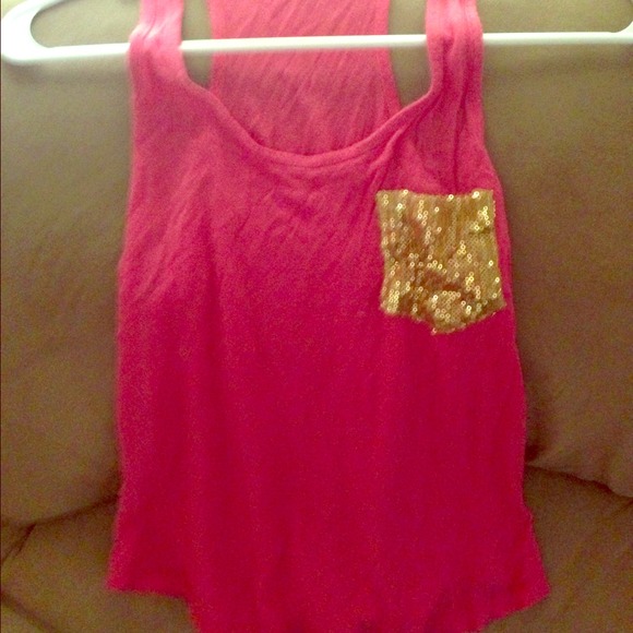 Coral pink tank top
