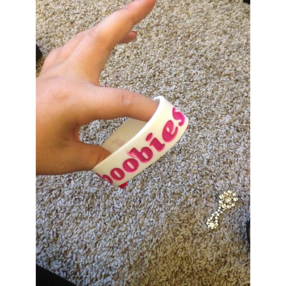 Bracelet - Picture 2 of 2