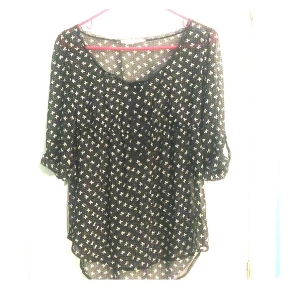 Cute Black Top with Bows