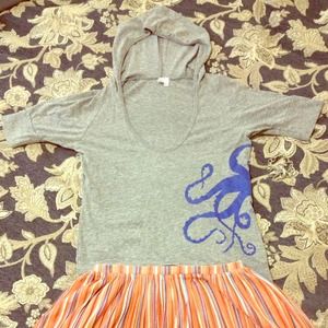 'T is for Tentacle' Tee