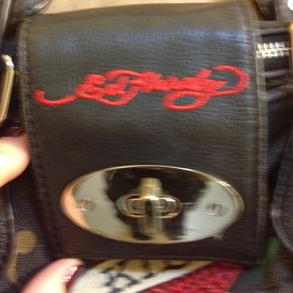 Ed hardy purse - Picture 2 of 3