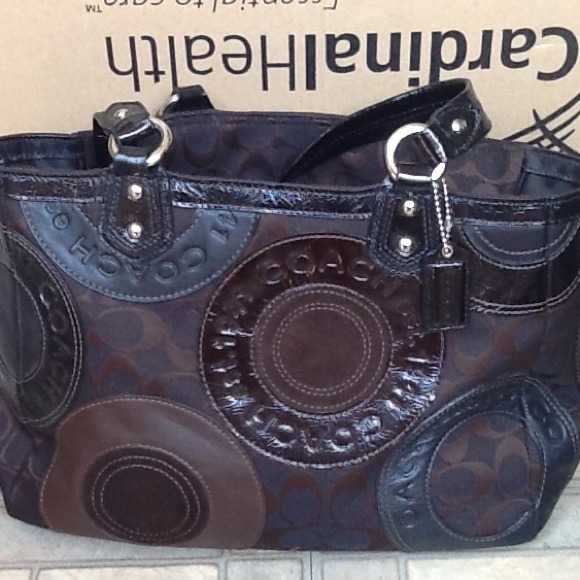 *REDUCED* beautiful Coach bag