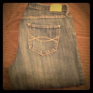 Light Wash A&F Erin Skinny Jeans