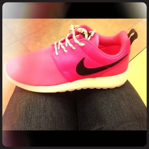 Roshe runs