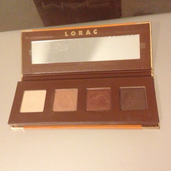 🚫SOLD🚫 LORAC Satisying Toffee Crunch