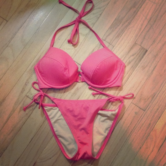 💕Peachy Pink Victorias Secret Bikini💕