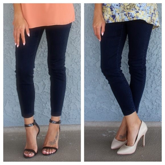 Ultimate Navy Legging (jegging)