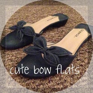 1" Dark Blue Bow Shoes