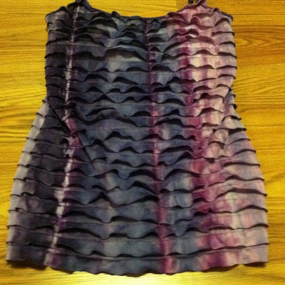 Never before worn ruffled purple tank top - Picture 2 of 4