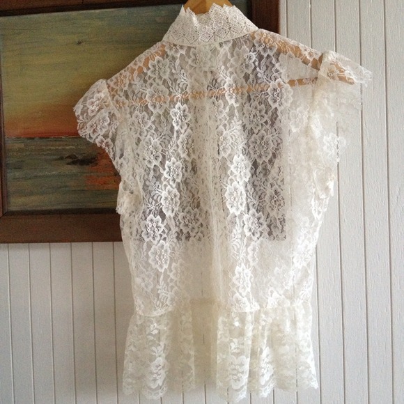SOLD in BUNDLE⭐Gunne Sax Lace Blouse, Vintage - Picture 3 of 3