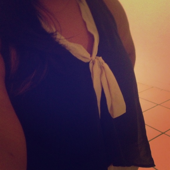 Top - Picture 1 of 3