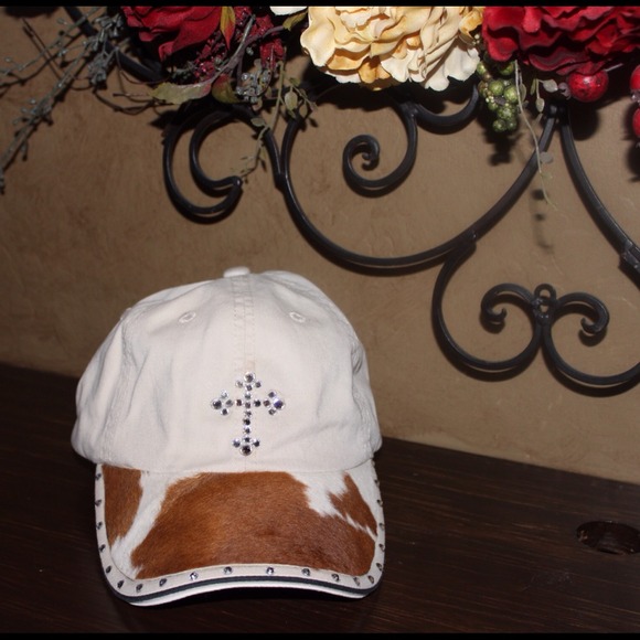 3 hats