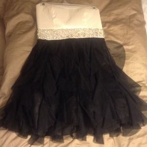 Gorgeous formal black and white halter dress