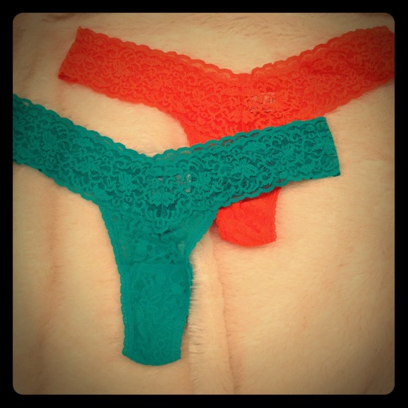 🚫SOLD🚫NWOT Bundle of 2 VS Lace Thongs