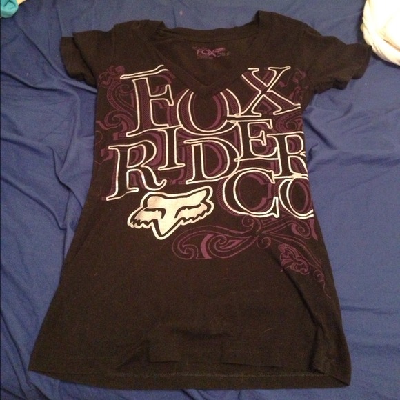 🚫 SOLD 🚫 Short sleeve, fox rider shirt - Picture 1 of 4