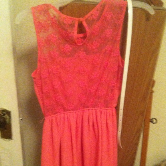 Cute pink summer dress - Picture 2 of 2