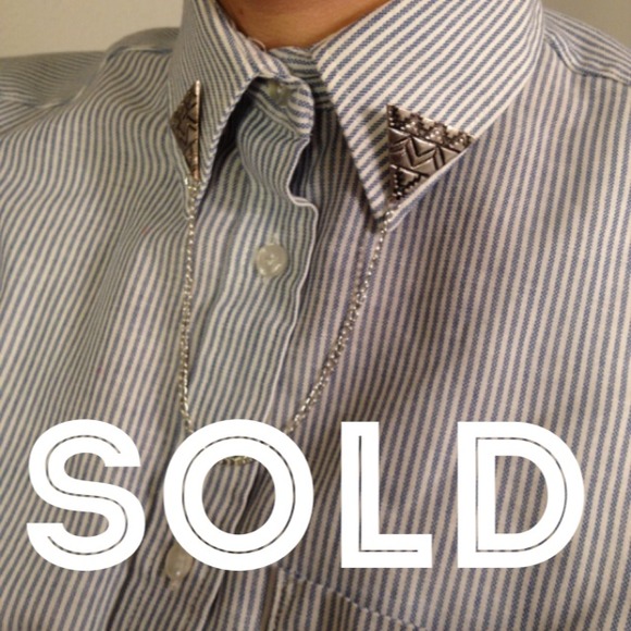 🐱SOLD🐱 🎉HOST PICK🎉 collar pin and chain